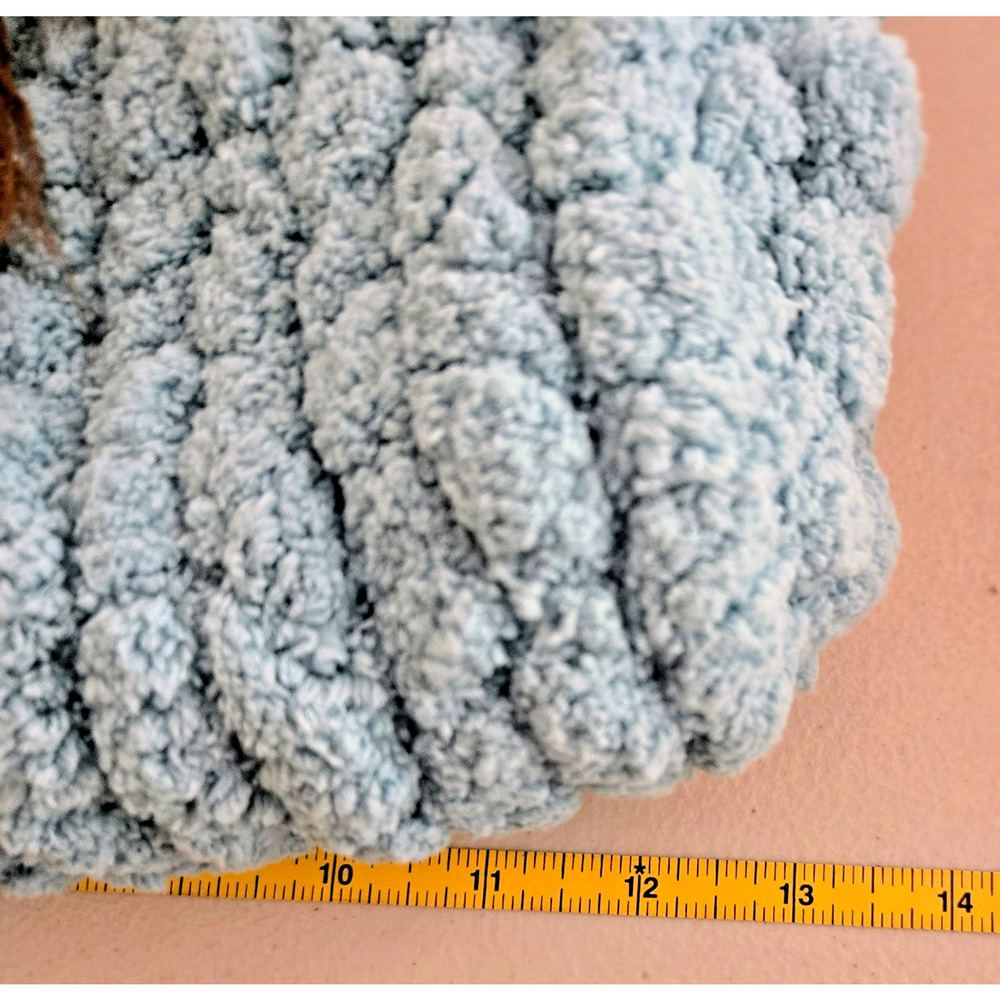 Handmade turquoise thick chenille yarn clutch handbag with brooch - Picture 7 of 11